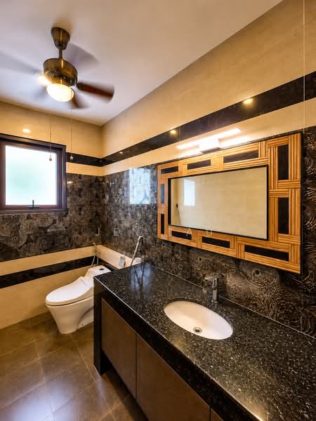 Bungalow for Sale in Taman Sri Hartamas (Sri Hartamas) - Jen Lau - Bathroom - PropertyGuru.com.my