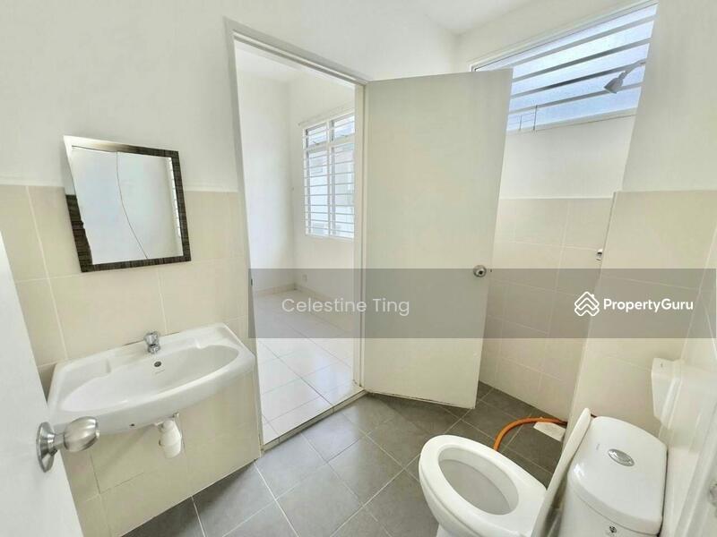 Untuk Dijual - [F.Loan | Gated & Guarded ] 2 Sty Camellia Residence, Bandar Tasik Kesuma Semenyih