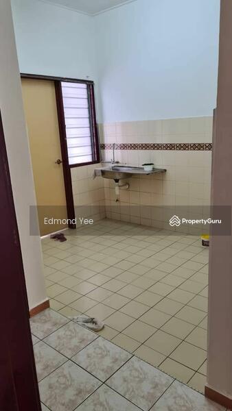 For Sale - 1-storey Terraced House at Bandar Tasik Kesuma