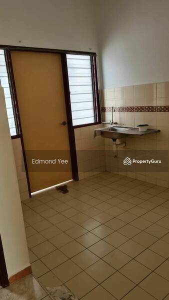 For Sale - 1-storey Terraced House at Bandar Tasik Kesuma
