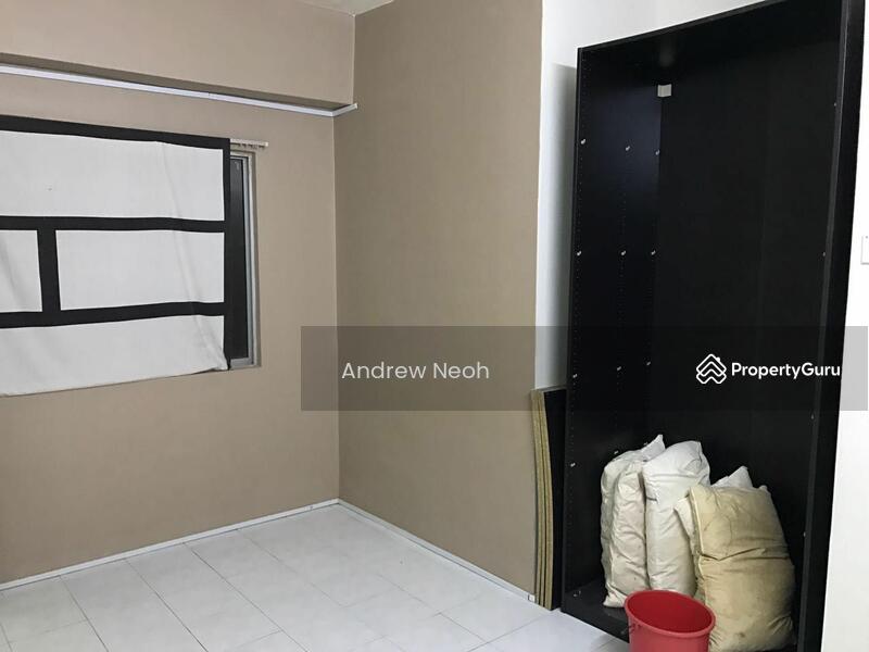 For Sale - Forest Green