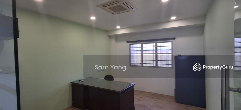 2nd office room 