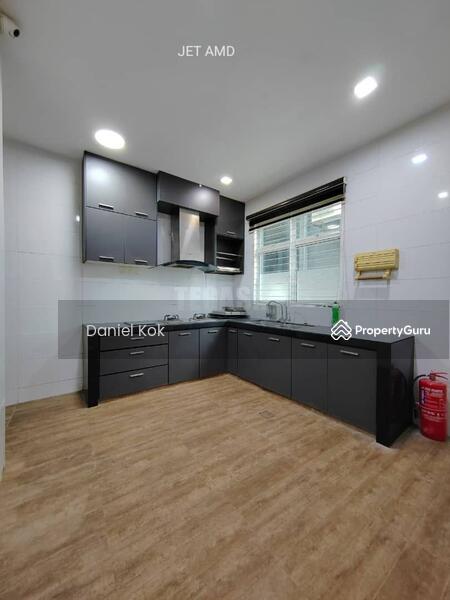 Untuk Dijual - RM1.6m! 30x75ft! 5R5B! Fully Renovate Move in Condition Setia Alam Anjung Sari 3 Sty House for Sale