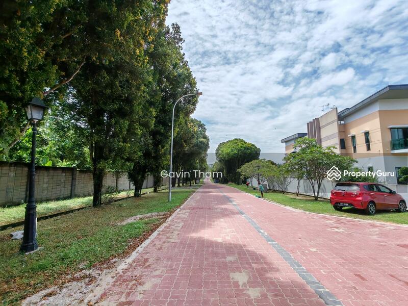 Untuk Dijual - Bungalow Land at Mines Resort City