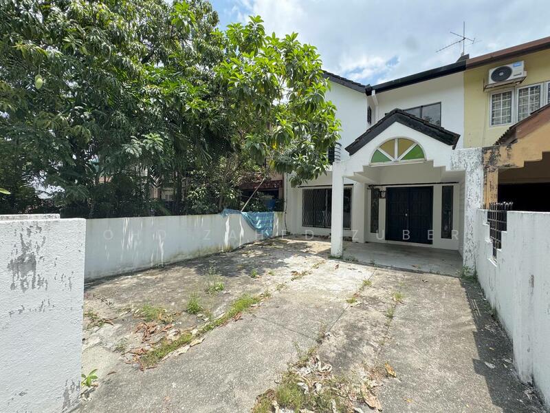 For Sale - Double Storey Taman Subang Indah pjs 10 Bandar Sunway Subang Jaya