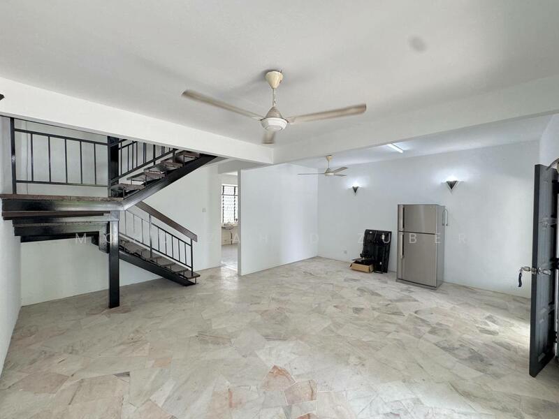 For Sale - Double Storey Taman Subang Indah pjs 10 Bandar Sunway Subang Jaya