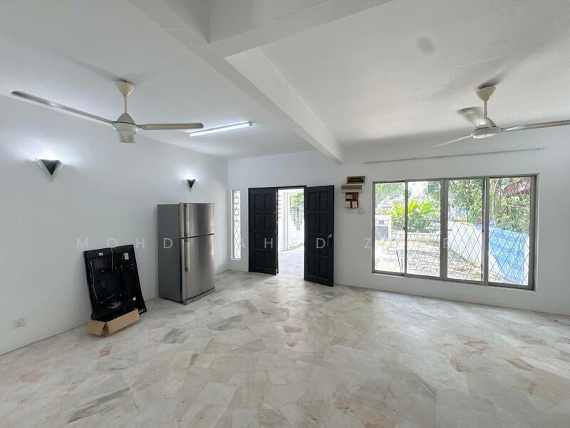For Sale - Double Storey Taman Subang Indah pjs 10 Bandar Sunway Subang Jaya