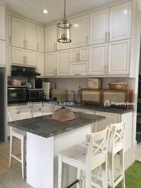 For Sale - Bukit Jelutong,2-storey terrace house (24 x 83),renovated.