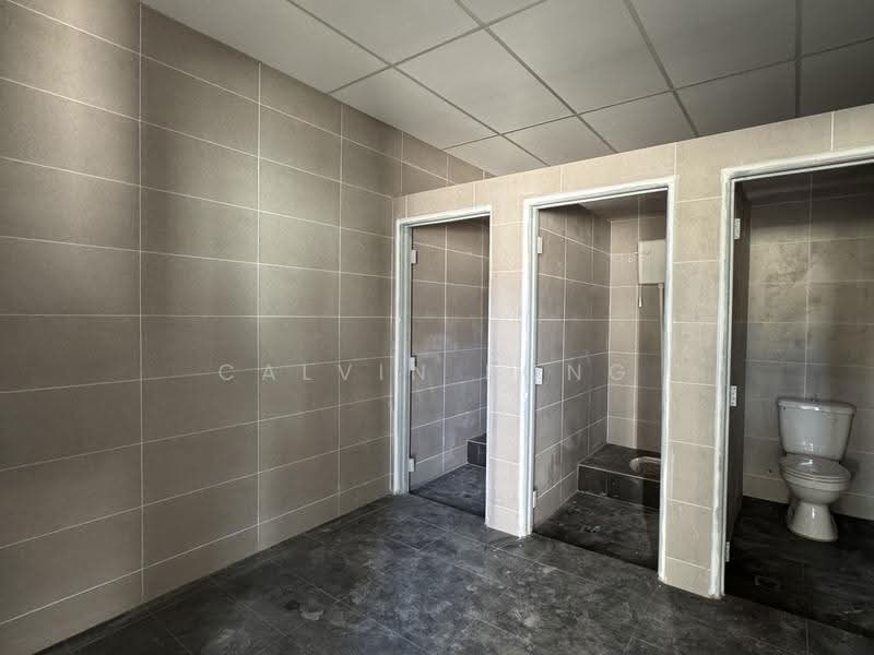 Production area toilet