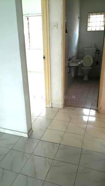 2-storey Terraced House for Rent in Serdang (Seri Kembangan) - Brandon Yee - Bathroom - PropertyGuru.com.my