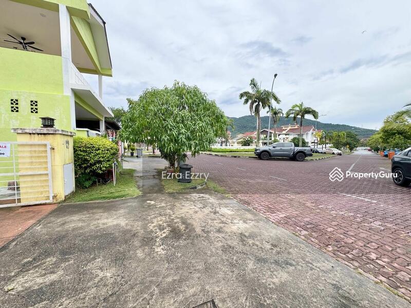 Untuk Dijual - 2 Storey D'Latania Taman Bandar Senawang Seremban