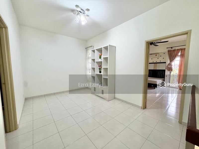 Untuk Dijual - 2 Storey D'Latania Taman Bandar Senawang Seremban