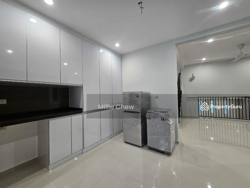2.5-storey Terraced House for Sale in Island Glades (Jelutong) - Millie Chew - PropertyGuru.com.my