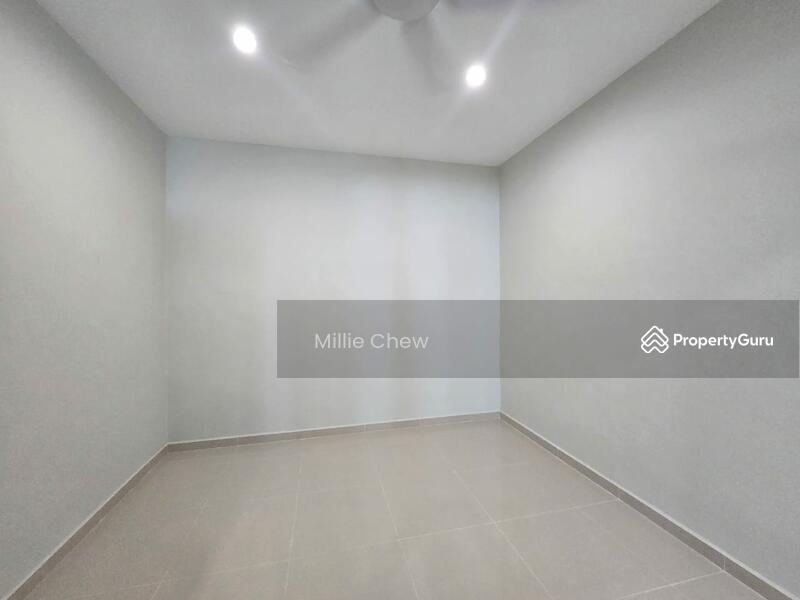 2.5-storey Terraced House for Sale in Island Glades (Jelutong) - Millie Chew - PropertyGuru.com.my