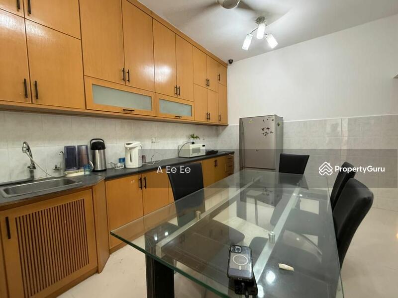 For Rent - Semi-Detached House at Jalan Kebun Bunga