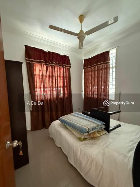 For Rent - Semi-Detached House at Jalan Kebun Bunga