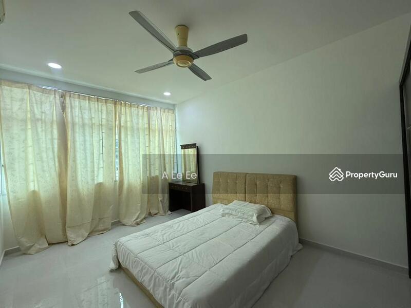 For Rent - Semi-Detached House at Jalan Kebun Bunga