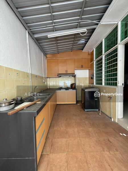 For Rent - Semi-Detached House at Jalan Kebun Bunga