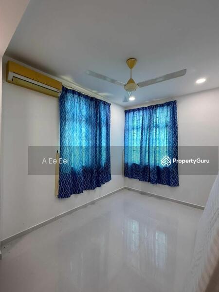 For Rent - Semi-Detached House at Jalan Kebun Bunga