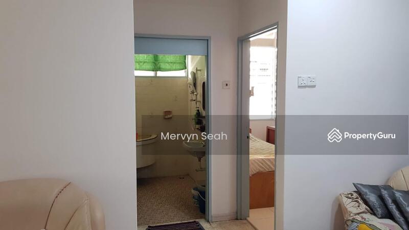 For Sale - LEBUHRAYA JELUTONG