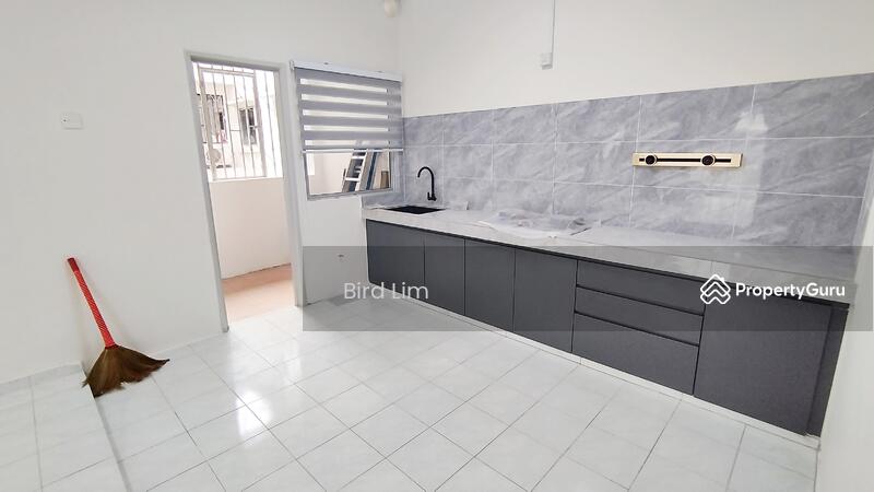 Untuk Disewa - Pusat Bandar Puchong