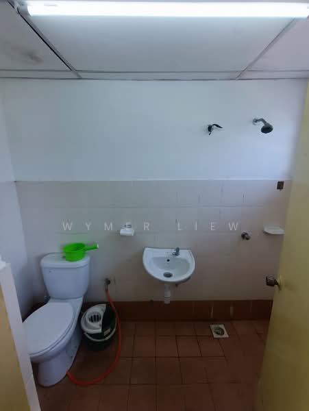 Kondominium untuk Disewa di Magna Ville - Wymer Liew - Bathroom - PropertyGuru.com.my