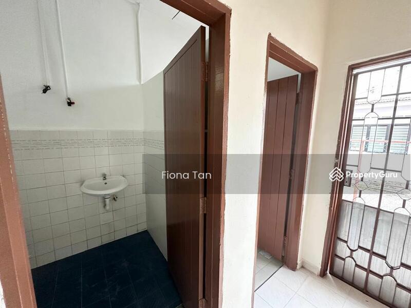 For Sale - Jalan Bentara Tun Aminah