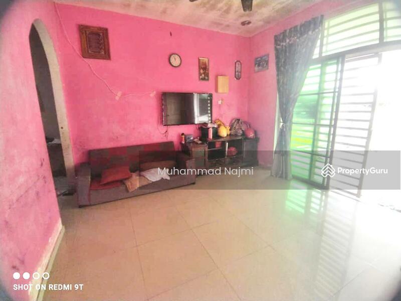 Untuk Dijual - Murah: Semi D Kg Pengkalan Pandan Chukai Kemaman