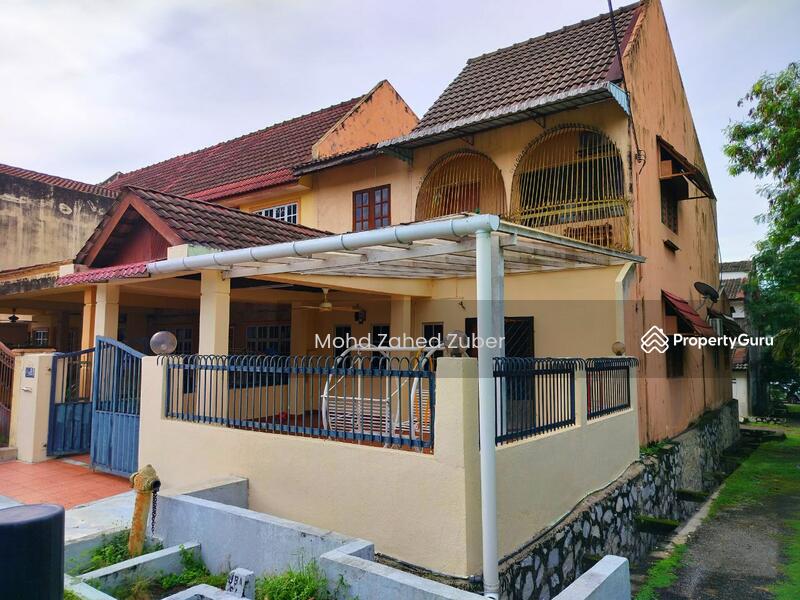 For Sale - End Lot Double Storey Taman Desa Minang Batu Caves Gombak