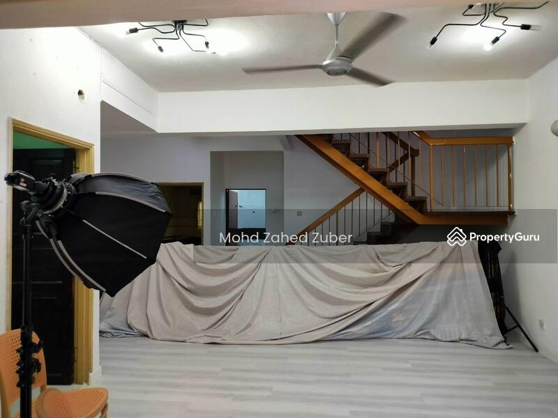 For Sale - End Lot Double Storey Taman Desa Minang Batu Caves Gombak