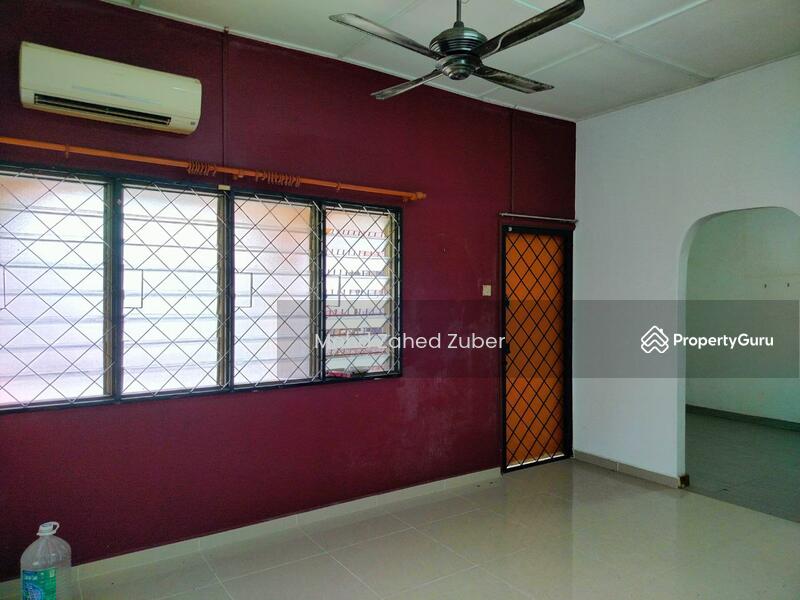 For Sale - End Lot Double Storey Taman Desa Minang Batu Caves Gombak