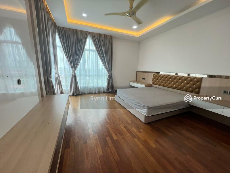 For Rent - Summerscape Luxury Condominium