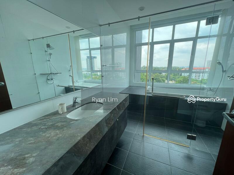 For Rent - Summerscape Luxury Condominium