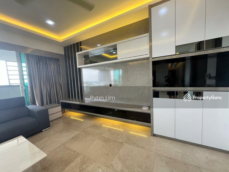 For Rent - Summerscape Luxury Condominium