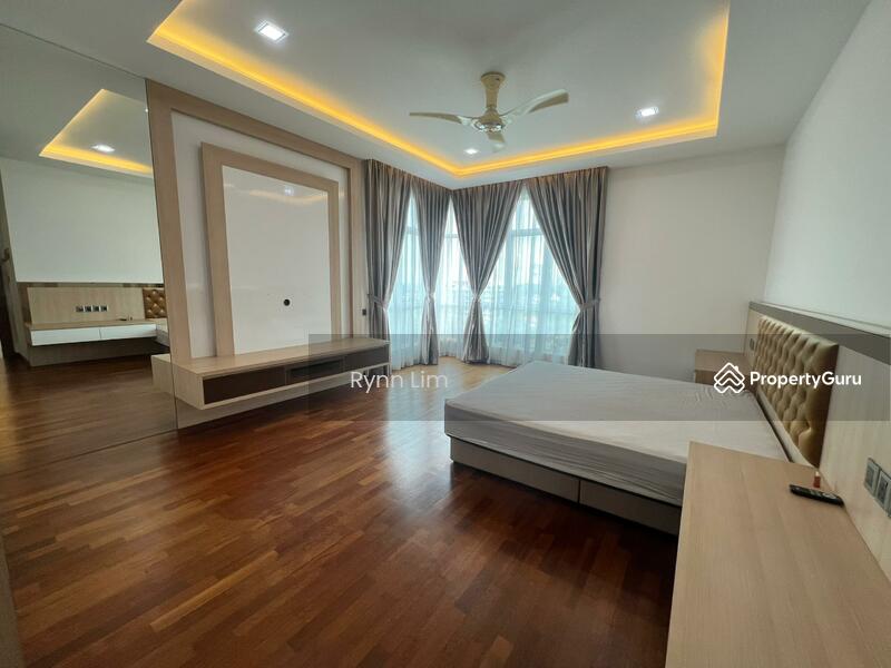 For Rent - Summerscape Luxury Condominium