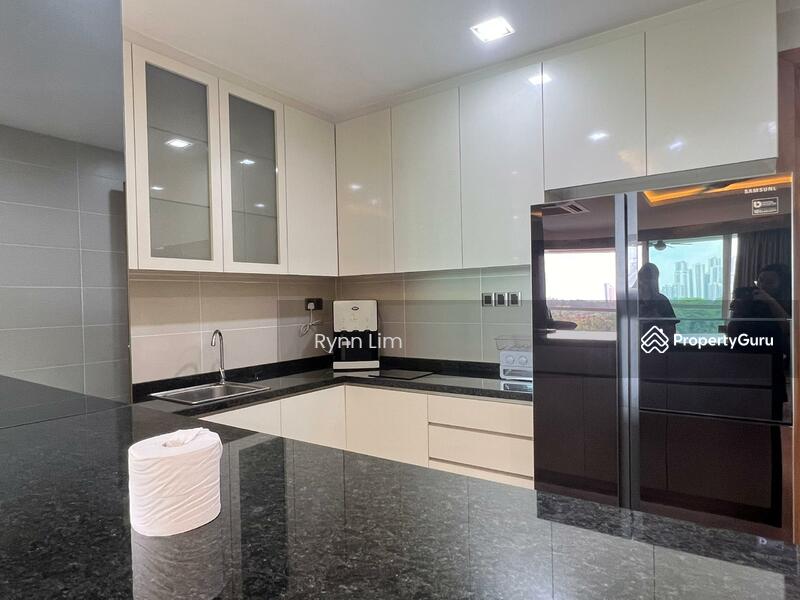 For Rent - Summerscape Luxury Condominium