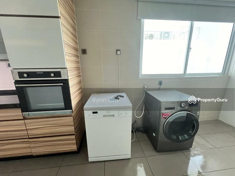 For Rent - Summerscape Luxury Condominium