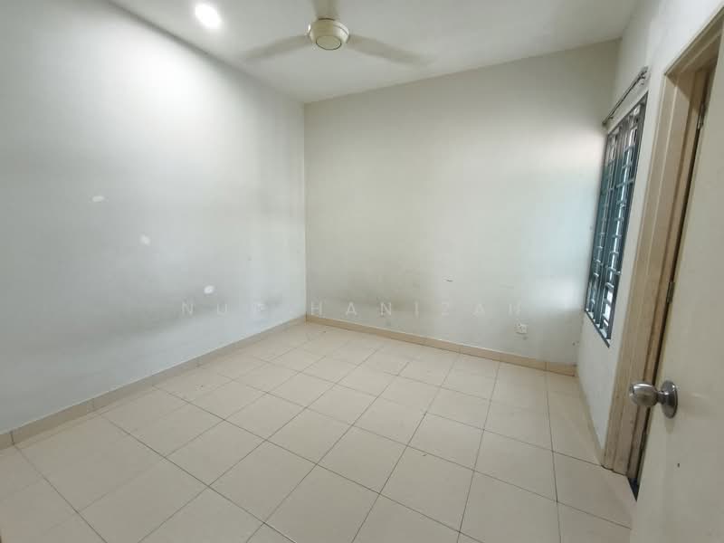 Cluster House for Sale in Alam Suria (Puncak Alam) - Nur Hanizah - PropertyGuru.com.my