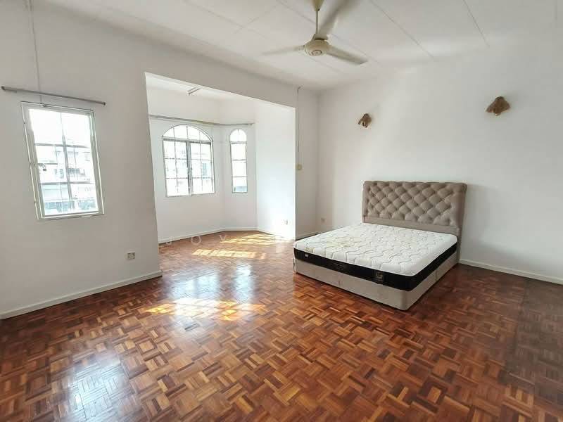 2-storey Terraced House for Rent in Usj 11 (Subang Jaya) - Joyce Kok - Bedroom - PropertyGuru.com.my