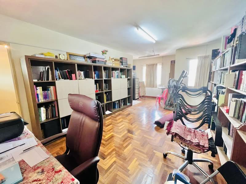 Terraced House for Sale in Taman Bukit Permata (Selayang) - Erin Yusof - Study - PropertyGuru.com.my