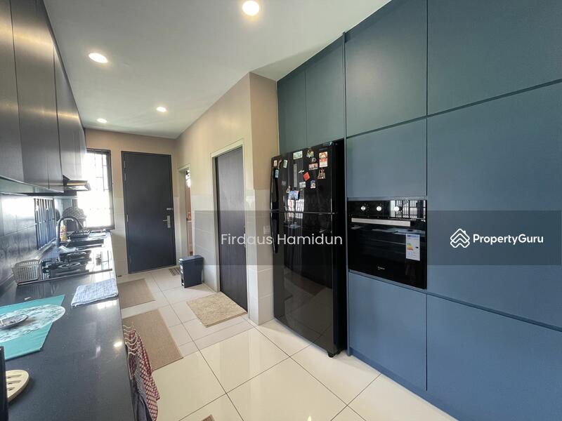 For Sale - Elmina Green Three