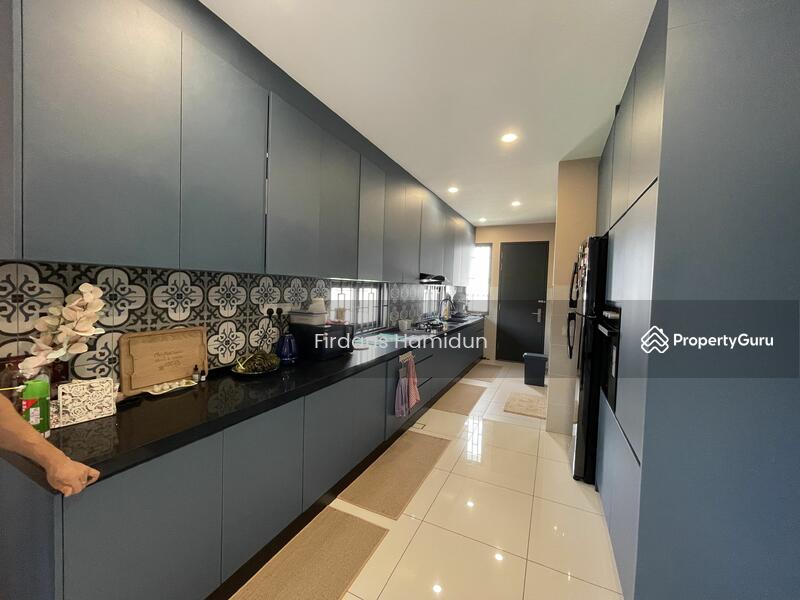 For Sale - Elmina Green Three