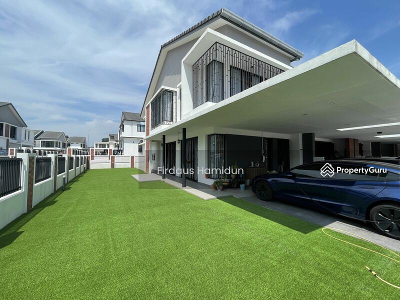 For Sale - Elmina Green Three