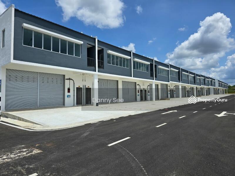 For Rent - Indahpura Kulai Vervocity Stellar Park 1.5 Storey Terrace Factory
