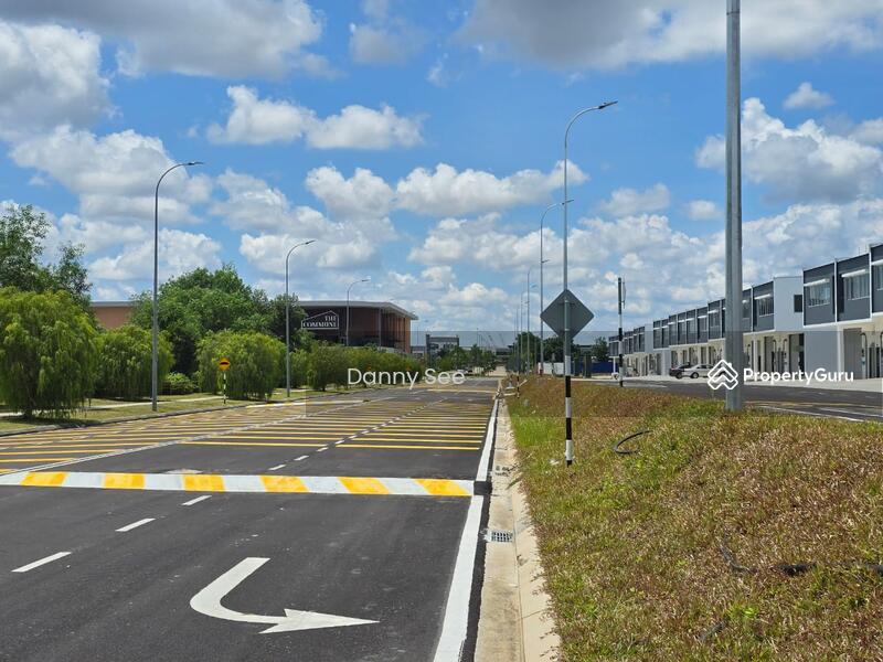 For Rent - Indahpura Kulai Vervocity Stellar Park 1.5 Storey Terrace Factory