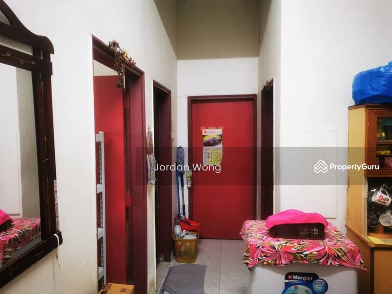 Untuk Dijual - Jalan Damai, Taman Damai Senai, Senai