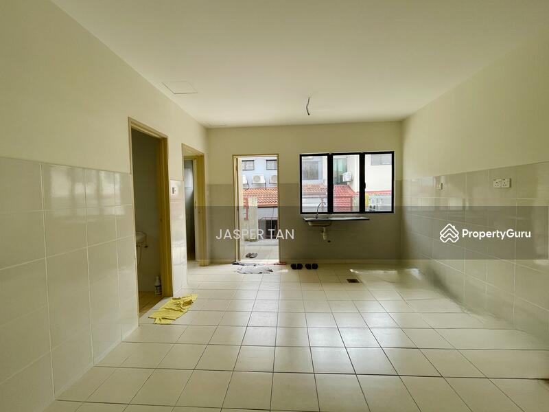 For Sale - Corner 2.5 Storey Terrace @ Bandar Kinrara 9