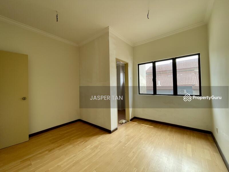For Sale - Corner 2.5 Storey Terrace @ Bandar Kinrara 9