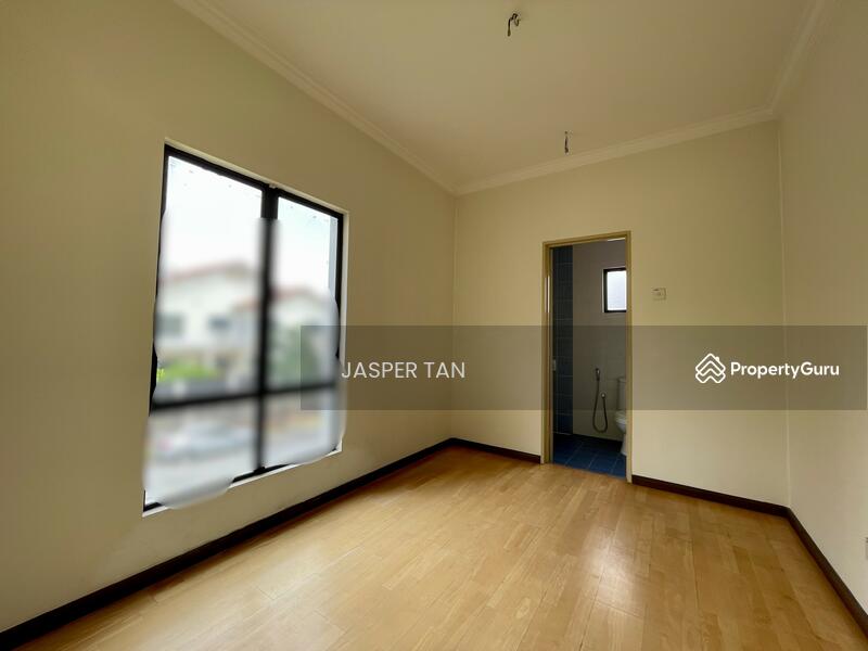 For Sale - Corner 2.5 Storey Terrace @ Bandar Kinrara 9