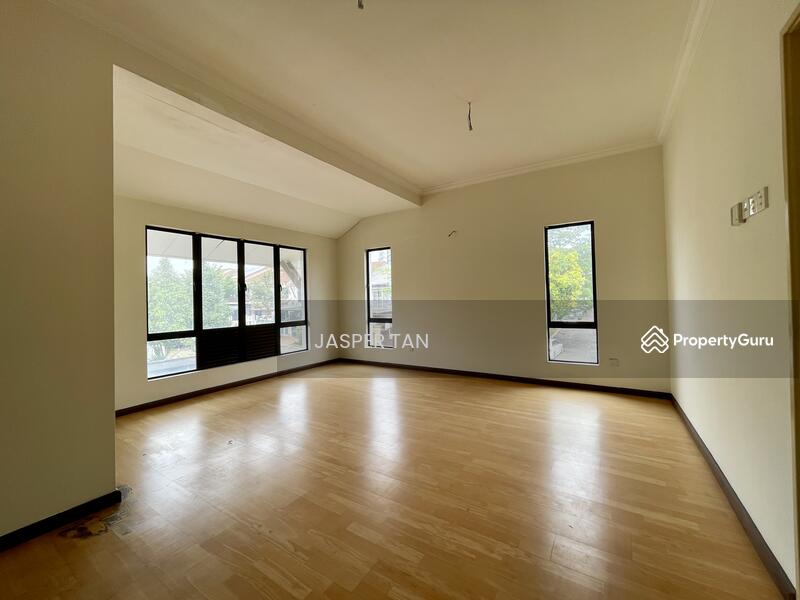 For Sale - Corner 2.5 Storey Terrace @ Bandar Kinrara 9